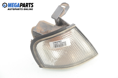 Мигач за Nissan Primera Sedan I (06.1990 - 06.1996), седан, позиция: дясна