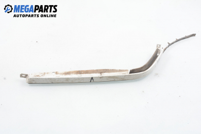 Лайсна под фар за Mercedes-Benz C-Class Sedan (W202) (03.1993 - 05.2000), седан, позиция: лява