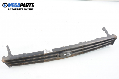 Решетка за Ford Focus I Estate (02.1999 - 12.2007), комби, позиция: предна
