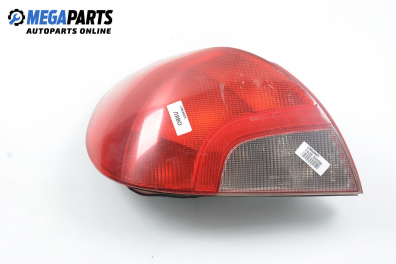 Стоп за Ford Mondeo II Sedan (08.1996 - 09.2000), седан, позиция: лява