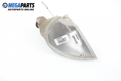 Мигач за Renault Laguna I Hatchback (11.1993 - 08.2002), хечбек, позиция: дясна