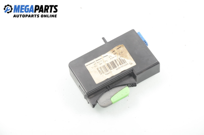 Четец с карта за Renault Laguna II Grandtour (03.2001 - 12.2007), № 8200224595