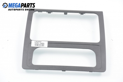 Централна конзола за Volkswagen Caddy III Box (03.2004 - 05.2015)