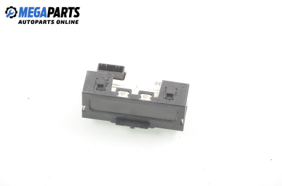 Дисплей за Renault Megane II Hatchback (07.2001 - 10.2012)