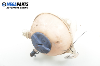 Казанче за антифриз за Volkswagen Polo Hatchback III (10.1999 - 10.2001) 1.4, 60 к.с.