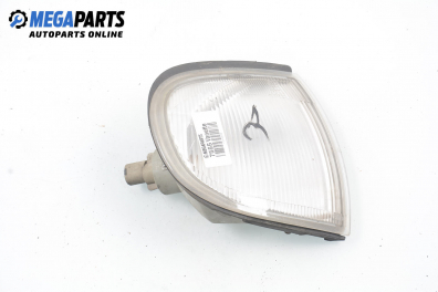 Мигач за Nissan Vanette CARGO Box (09.1994 - 05.2002), товарен, позиция: дясна