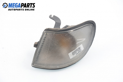 Мигач за Nissan Sunny III Liftback (10.1990 - 10.1995), хечбек, позиция: лява