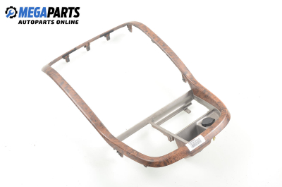 Централна конзола за Kia Carnival II Minivan (01.1999 - 09.2007)