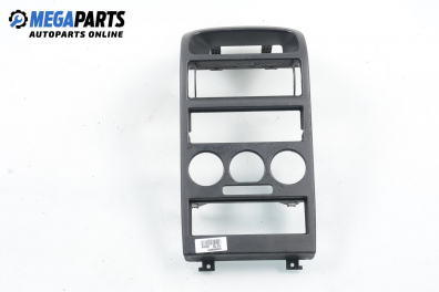 Централна конзола за Opel Astra G Hatchback (02.1998 - 12.2009)