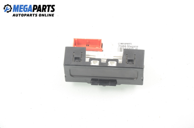 Дисплей за Renault Megane II Hatchback (07.2001 - 10.2012)