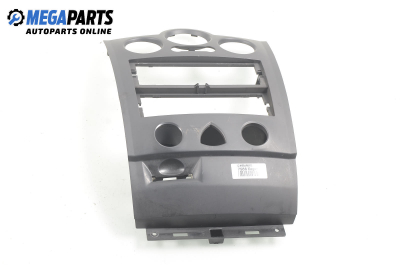 Централна конзола за Renault Megane II Hatchback (07.2001 - 10.2012)