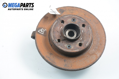 Шенкел главина за Renault Clio I Hatchback (05.1990 - 09.1998), позиция: предна, дясна