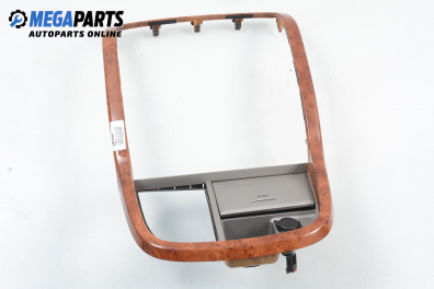 Централна конзола за Kia Carnival II Minivan (01.1999 - 09.2007)