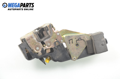 Брава на врата за Volvo V40 Estate (07.1995 - 06.2004), позиция: предна, дясна