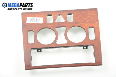 Централна конзола за Mercedes-Benz E-Class Sedan (W210) (06.1995 - 08.2003)