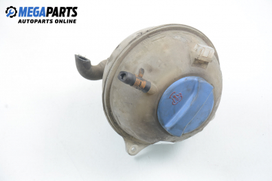 Казанче за антифриз за Volkswagen Passat Sedan B3, B4 (02.1988 - 12.1997) 1.8, 90 к.с.