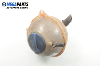 Казанче за антифриз за Volkswagen Passat Sedan B3, B4 (02.1988 - 12.1997) 1.8, 90 к.с.