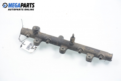 Горивна рейка за Peugeot 306 Break (06.1994 - 04.2002) 2.0 HDI 90, 90 к.с.