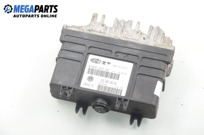 Компютър двигател за Volkswagen Polo Hatchback II (10.1994 - 10.1999) 75 1.6, 75 к.с., № 032 906 030 AB