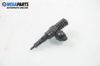 Дюза дизел за Volkswagen Golf V Hatchback (10.2003 - 02.2009) 1.9 TDI, 105 к.с., № 038 130 073 AG