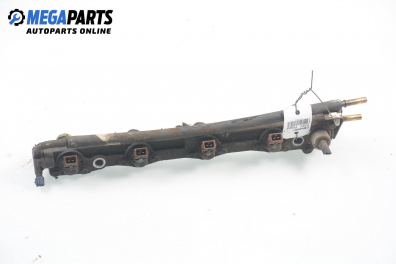 Бензинова рейка с дюзи за Ford Fiesta IV Hatchback (08.1995 - 09.2002) 1.25 i 16V, 75 к.с.