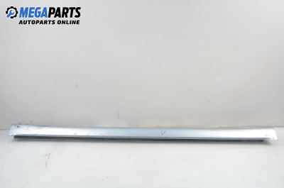 Праг за Toyota Corolla Verso II (03.2004 - 04.2009), 4+1 вр., позиция: лява