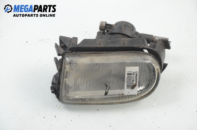 Халоген за Renault Megane I Hatchback (08.1995 - 12.2004), хечбек, позиция: дясна