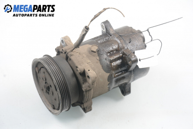 Компресор климатик за Renault Megane I Hatchback (08.1995 - 12.2004) 1.6 i (BA0L), 75 к.с.
