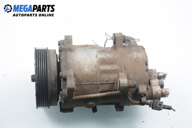 Компресор климатик за Volkswagen Passat Variant B3, B4 (02.1988 - 06.1997) 2.0, 115 к.с.