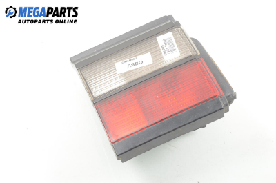 Вътрешен стоп за Volkswagen Passat Sedan B3, B4 (02.1988 - 12.1997), седан, позиция: лява