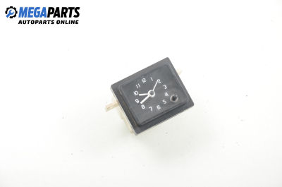 Часовник за Renault Clio I Hatchback (05.1990 - 09.1998)