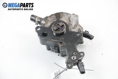 Вакуум помпа за Volkswagen Passat Sedan B5.5 (10.2000 - 12.2005) 1.9 TDI, 130 к.с.