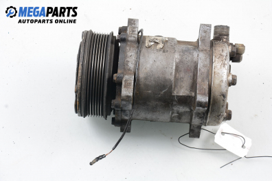 Компресор климатик за Peugeot 405 II Sedan (01.1992 - 11.1999) 1.8, 101 к.с.