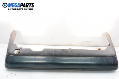 Задна броня за Nissan Primera Sedan I (06.1990 - 06.1996), седан