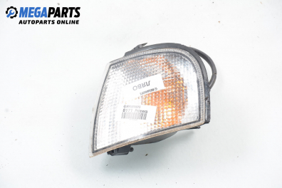 Мигач за Nissan Primera Sedan I (06.1990 - 06.1996), седан, позиция: лява