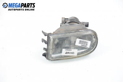 Халоген за Renault Safrane II Sedan (07.1996 - 12.2000), позиция: дясна