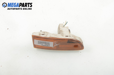 Мигач за Geo Prizm (E100) (1993 - 1997), седан, позиция: дясна