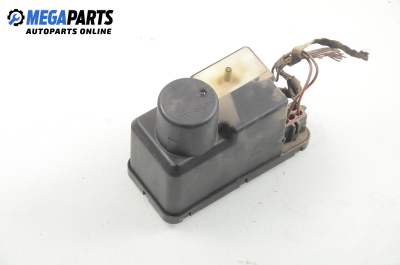 Вакуум помпа за централно заключване за Audi 80 Avant B4 (09.1991 - 01.1996), 4+1 вр.