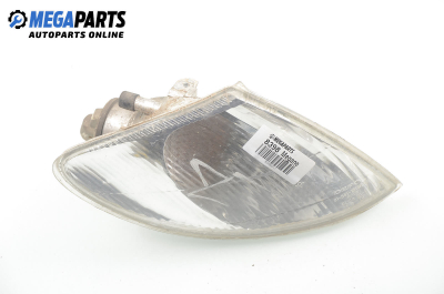 Мигач за Renault Megane I Hatchback (08.1995 - 12.2004), хечбек, позиция: дясна