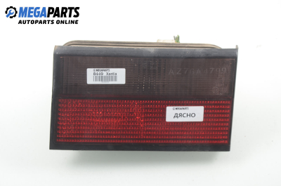 Вътрешен стоп за Citroen Xantia Hatchback I (03.1993 - 01.1998), хечбек, позиция: дясна