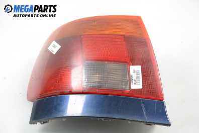 Стоп за Audi A4 Sedan B5 (11.1994 - 09.2001), седан, позиция: лява