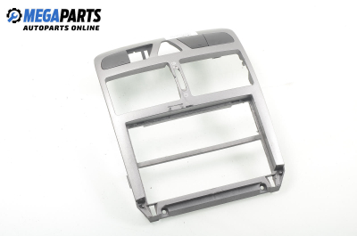 Централна конзола за Peugeot 307 Hatchback (08.2000 - 12.2012)