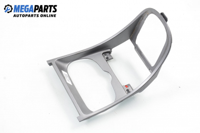 Централна конзола за Peugeot 307 Hatchback (08.2000 - 12.2012)