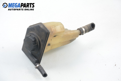 Казанче за антифриз за Volvo V40 Estate (07.1995 - 06.2004) 2.0, 140 к.с.