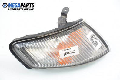 Мигач за Mazda 626 V Station Wagon (01.1998 - 10.2002), комби, позиция: дясна