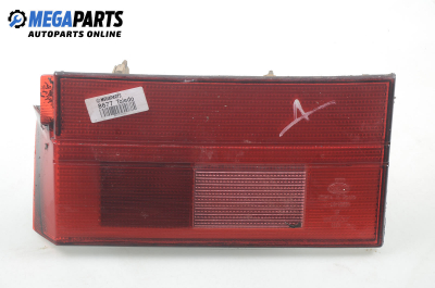 Вътрешен стоп за Seat Toledo I Sedan (01.1991 - 10.1999), хечбек, позиция: дясна