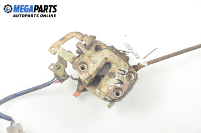 Брава на врата за Mazda 323 F IV Hatchback (04.1987 - 10.1994), позиция: предна, лява