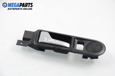 Вътрешна дръжка за Volkswagen Passat Sedan B5 (08.1996 - 12.2001), 4+1 вр., седан, позиция: задна, дясна