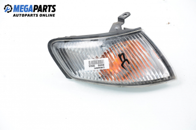 Мигач за Mazda 626 V Hatchback (05.1997 - 10.2002), хечбек, позиция: дясна