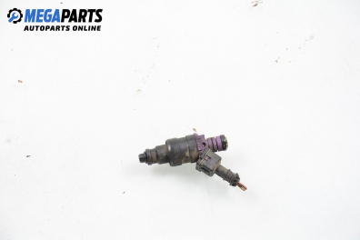 Дюза бензин за Renault Safrane II Sedan (07.1996 - 12.2000) 2.0 16V (B54L), 136 к.с.